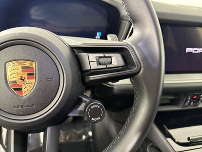 2025 Porsche Cayenne AWD