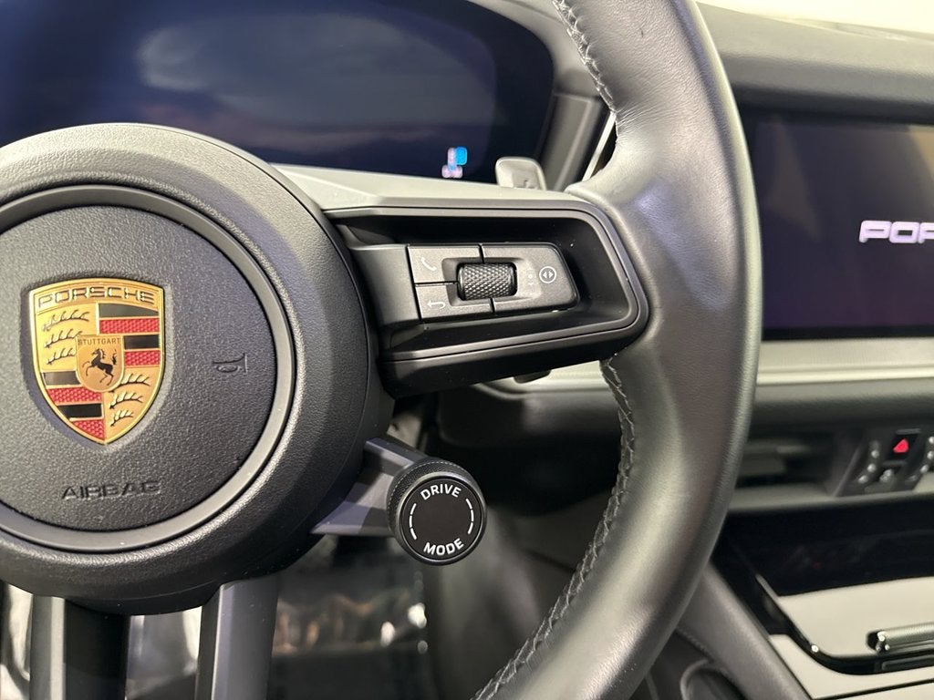 2025 Porsche Cayenne AWD