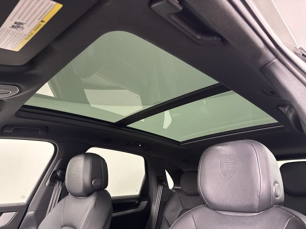 2025 Porsche Cayenne AWD