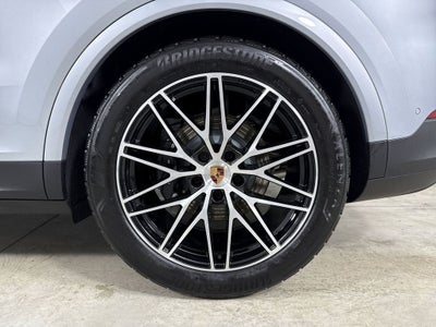 2026 Porsche Cayenne AWD