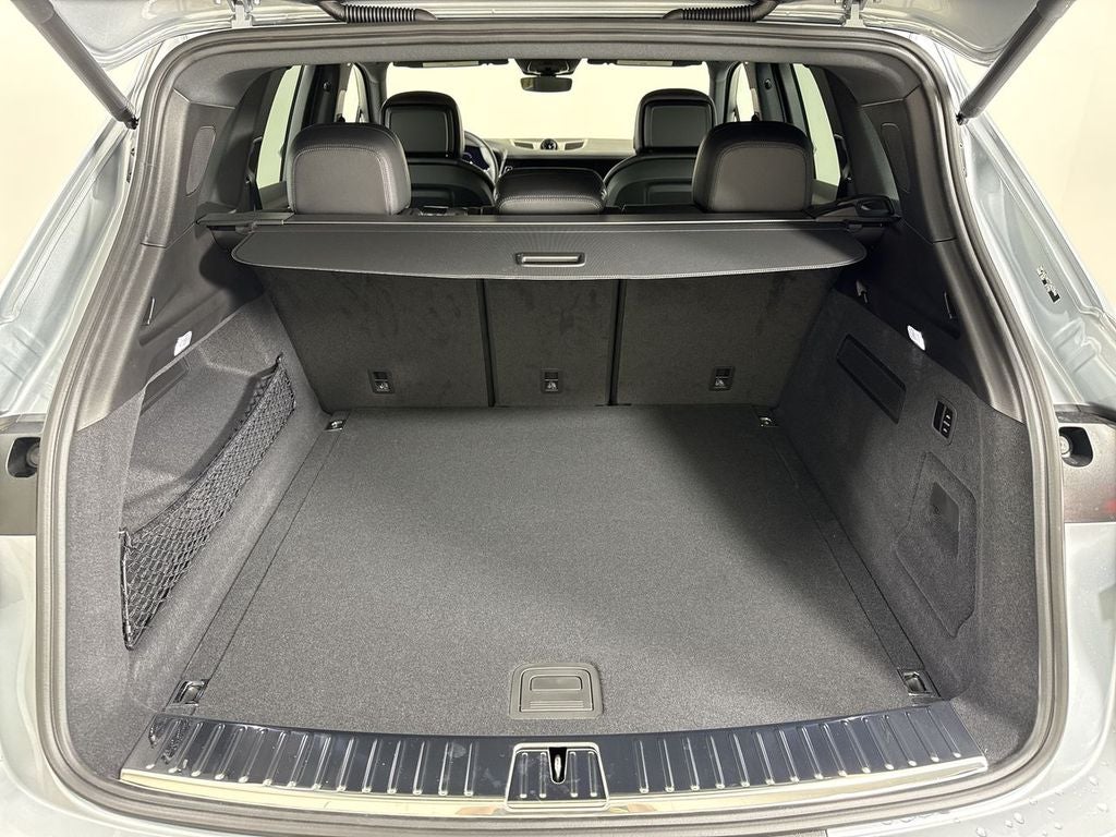 2026 Porsche Cayenne AWD