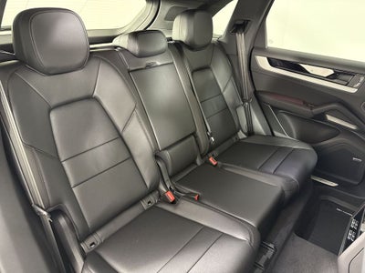 2026 Porsche Cayenne AWD