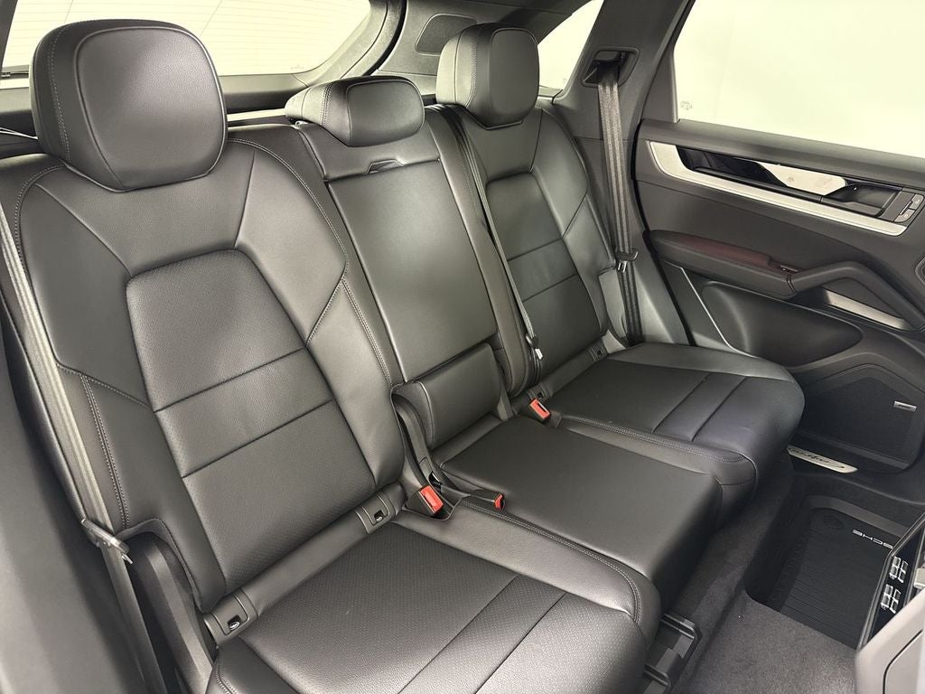 2026 Porsche Cayenne AWD