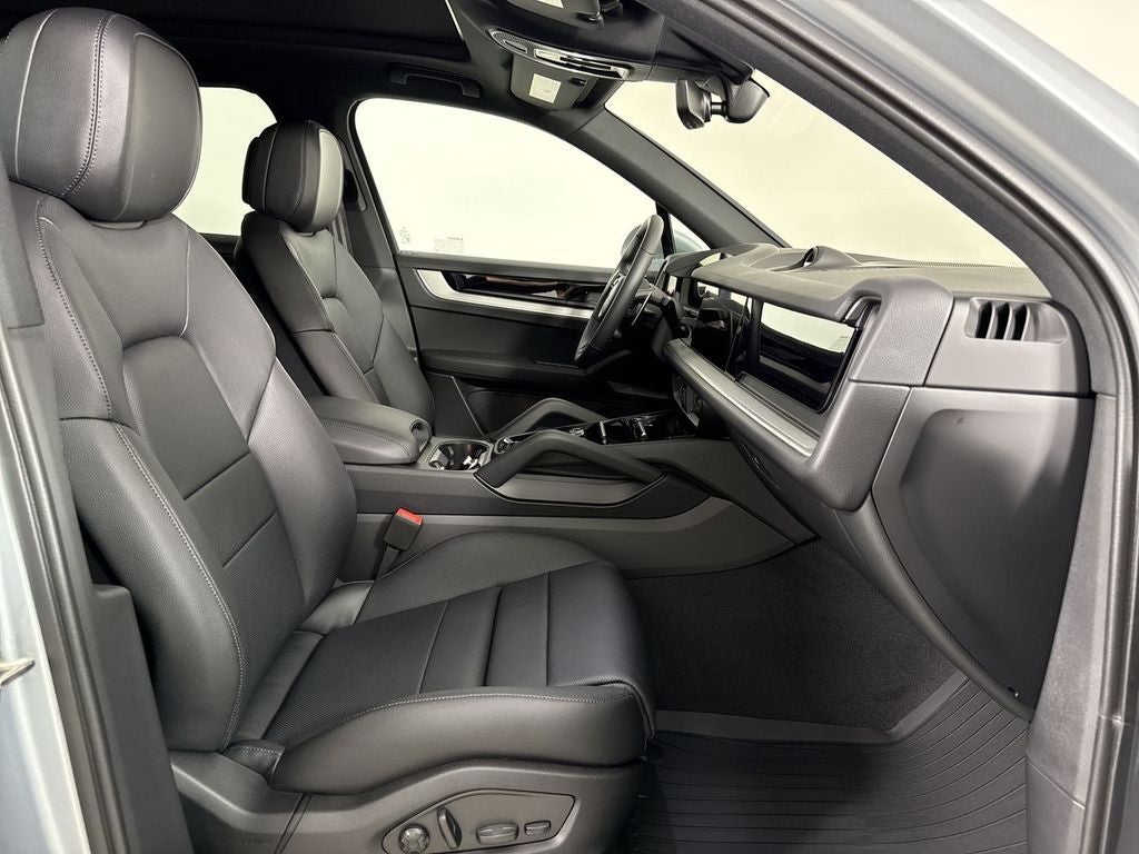 2026 Porsche Cayenne AWD