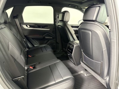 2026 Porsche Cayenne AWD
