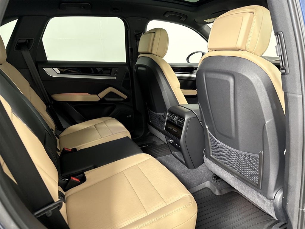 2026 Porsche Cayenne AWD