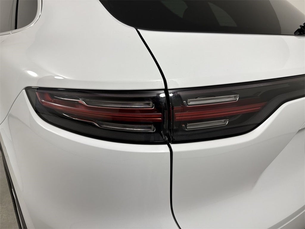 2022 Porsche Cayenne AWD