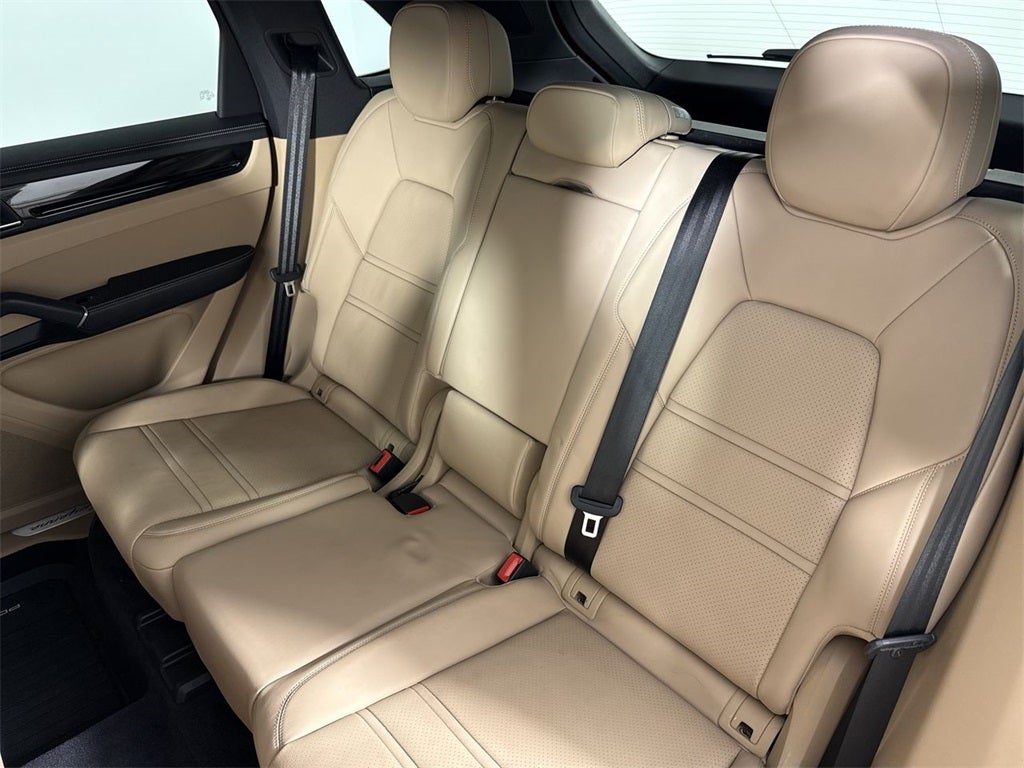 2022 Porsche Cayenne AWD