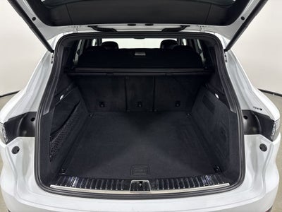 2023 Porsche Cayenne AWD