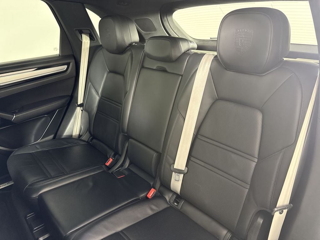 2023 Porsche Cayenne AWD