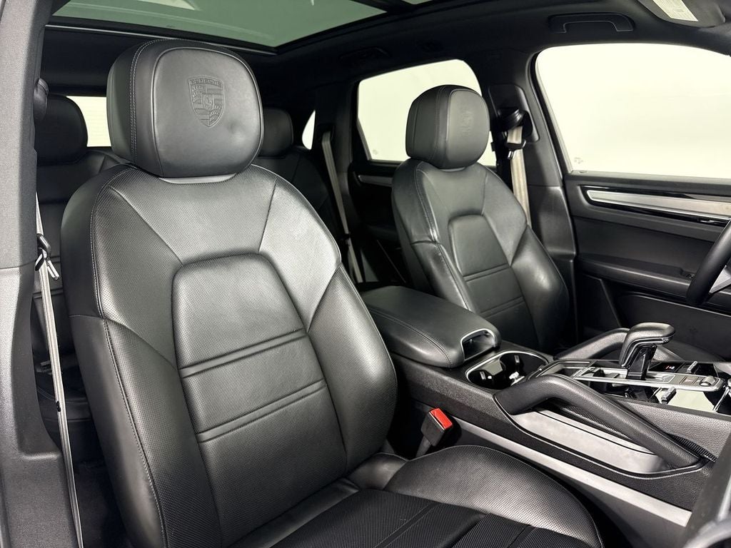 2023 Porsche Cayenne AWD