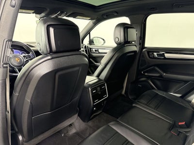 2023 Porsche Cayenne AWD