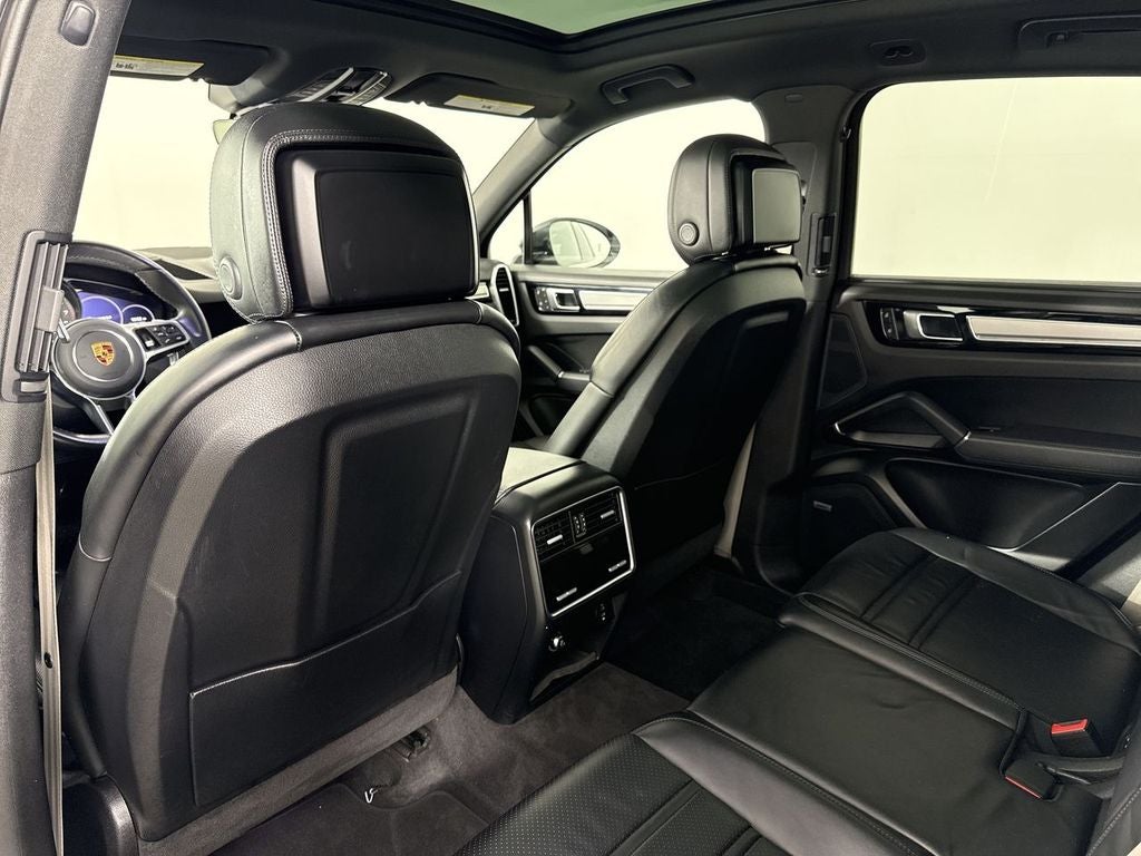 2023 Porsche Cayenne AWD