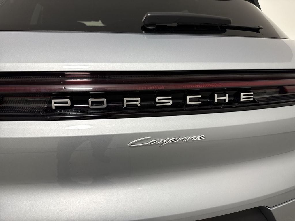 2025 Porsche Cayenne AWD