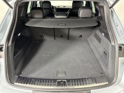 2025 Porsche Cayenne AWD