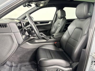 2025 Porsche Cayenne AWD