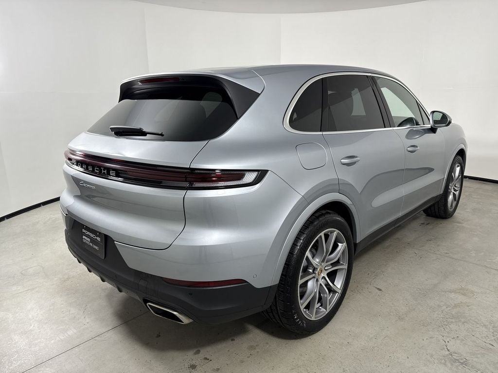 2025 Porsche Cayenne AWD