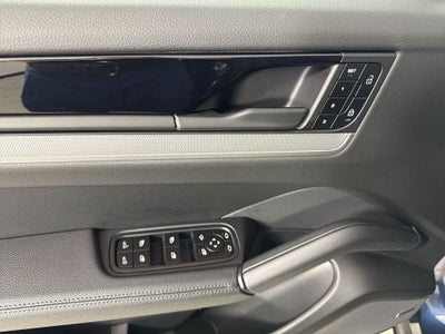 2025 Porsche Cayenne Cayenne