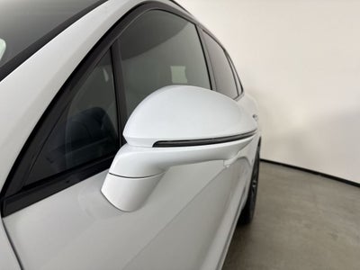 2026 Porsche Cayenne AWD
