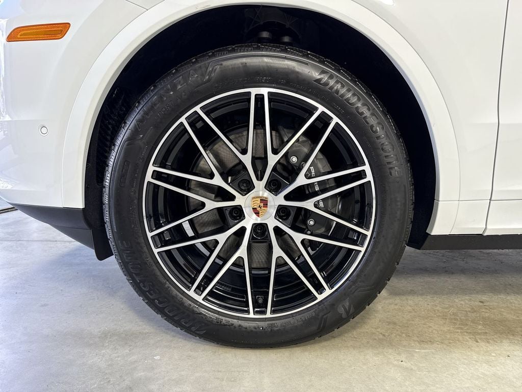 2026 Porsche Cayenne AWD