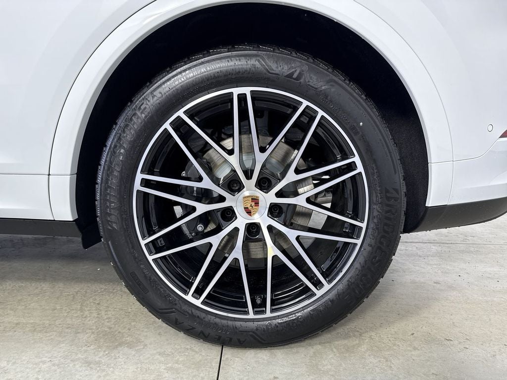 2026 Porsche Cayenne AWD