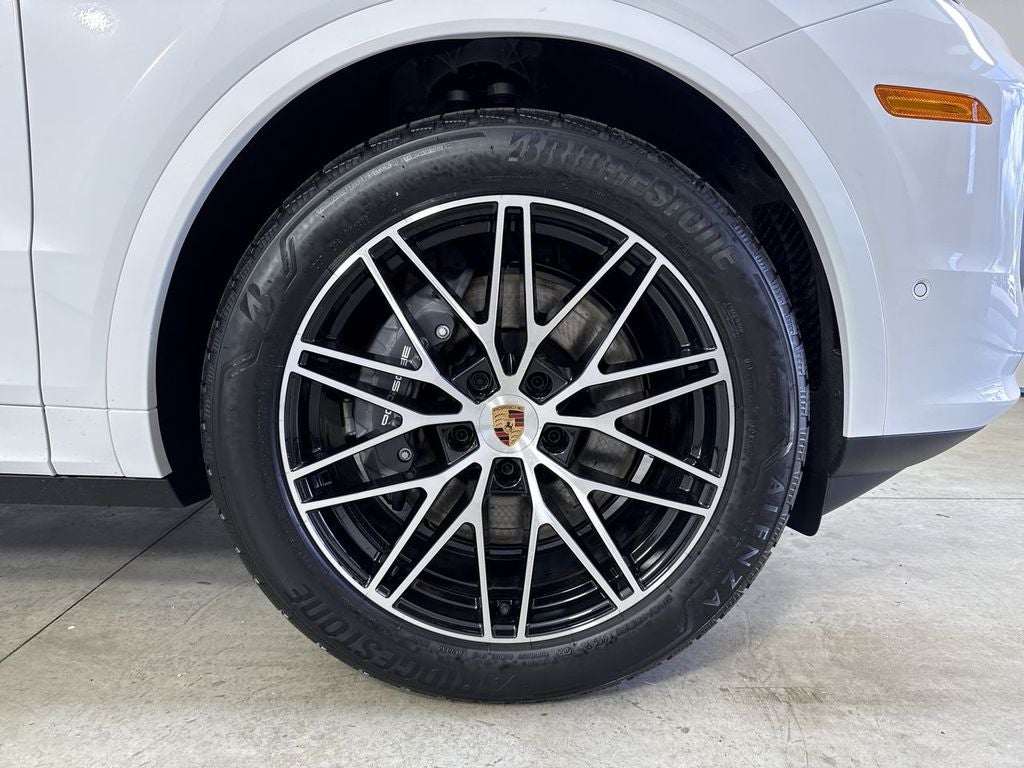 2026 Porsche Cayenne AWD