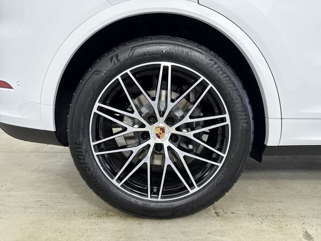 2026 Porsche Cayenne AWD