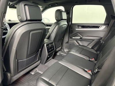 2026 Porsche Cayenne AWD