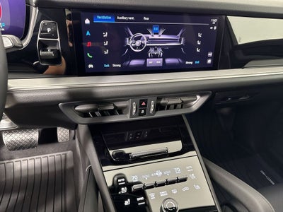 2026 Porsche Cayenne AWD