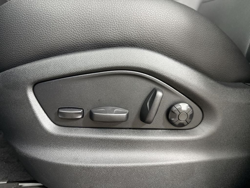 2026 Porsche Cayenne AWD