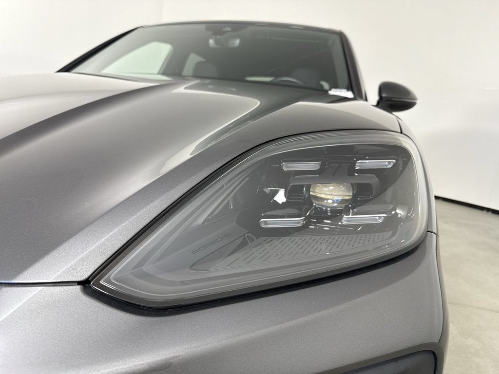 2024 Porsche Cayenne AWD