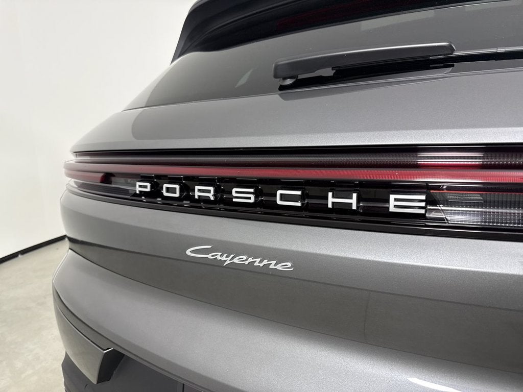 2024 Porsche Cayenne AWD
