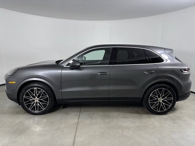 2024 Porsche Cayenne AWD