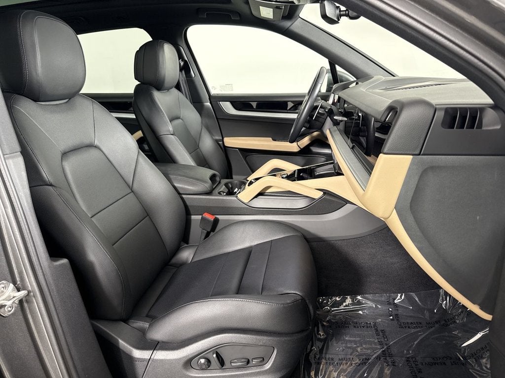 2024 Porsche Cayenne AWD