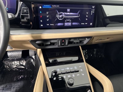 2024 Porsche Cayenne AWD