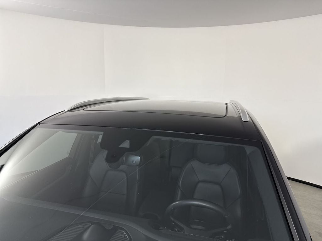 2025 Porsche Cayenne AWD