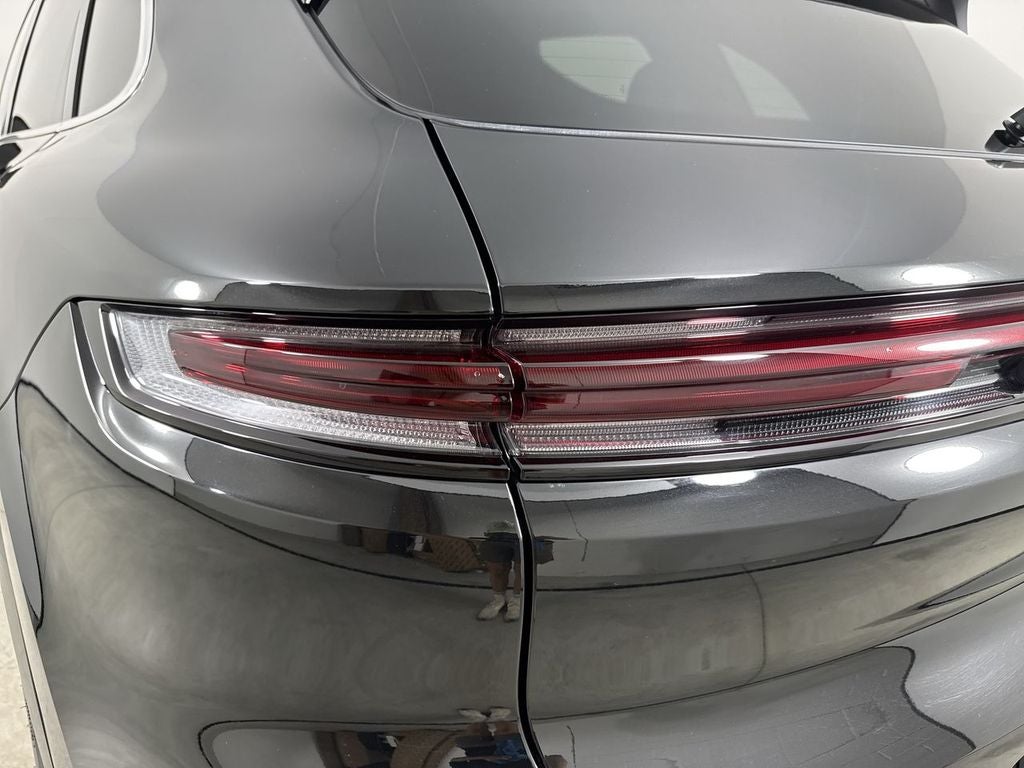 2025 Porsche Cayenne AWD