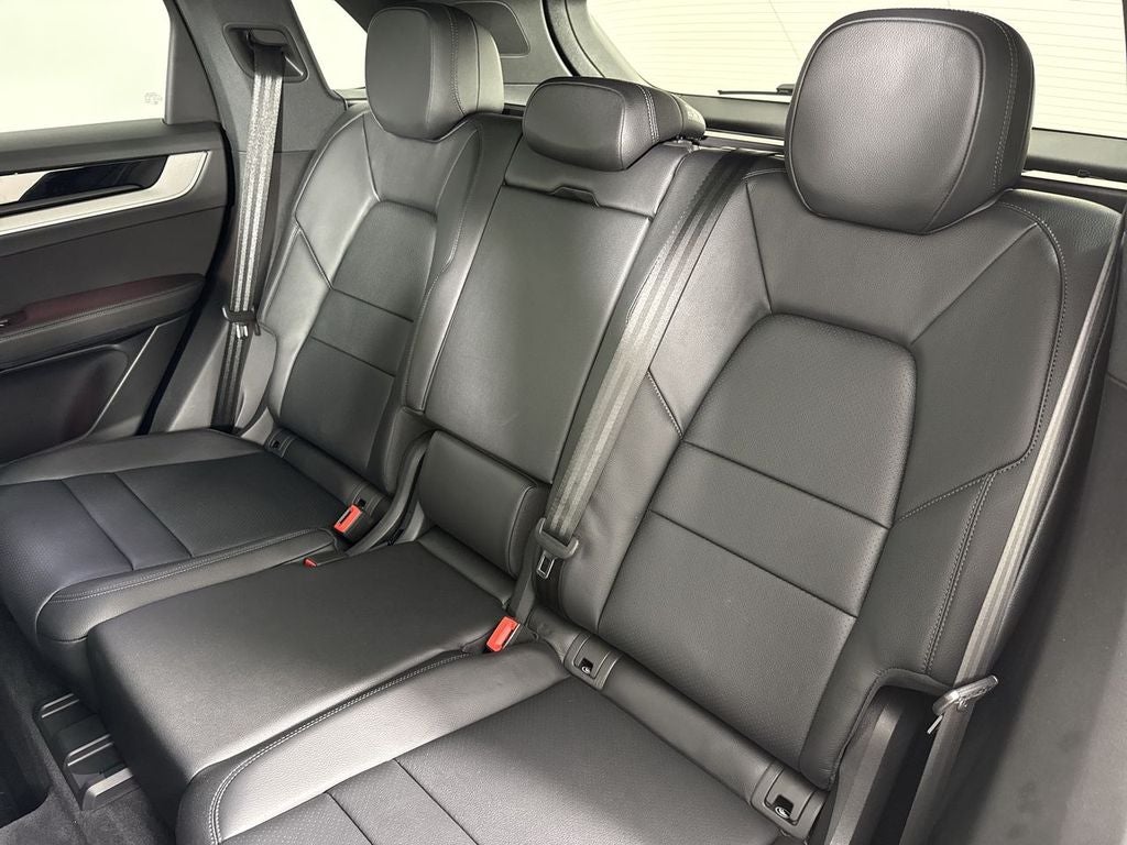 2025 Porsche Cayenne AWD