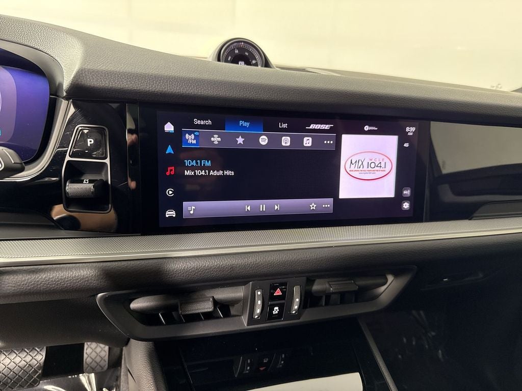 2025 Porsche Cayenne AWD