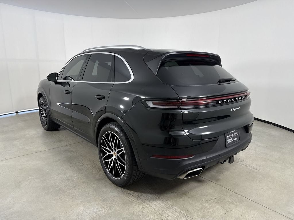 2025 Porsche Cayenne AWD