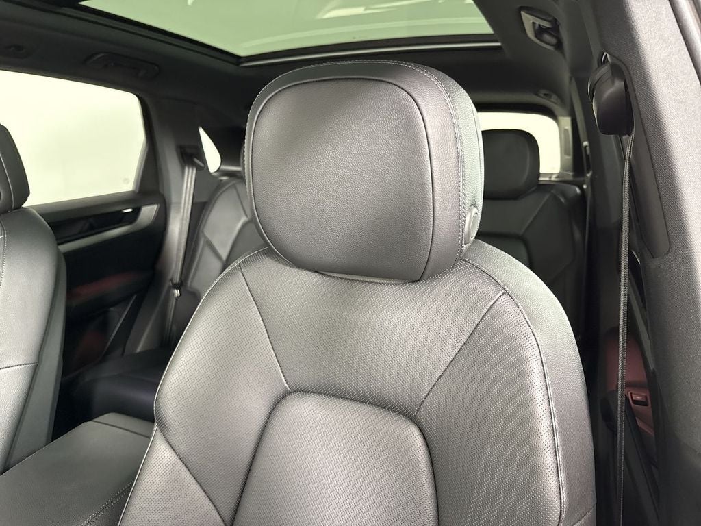 2025 Porsche Cayenne AWD