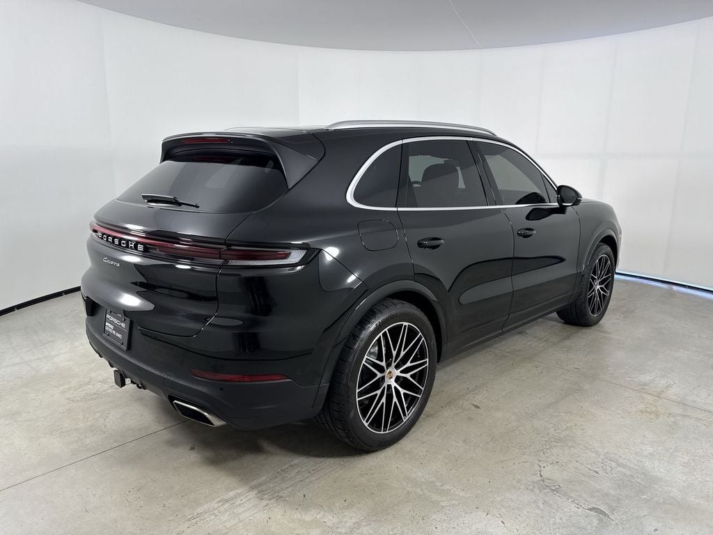 2025 Porsche Cayenne AWD