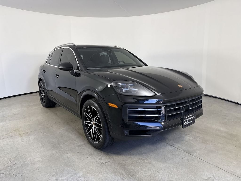 2025 Porsche Cayenne AWD