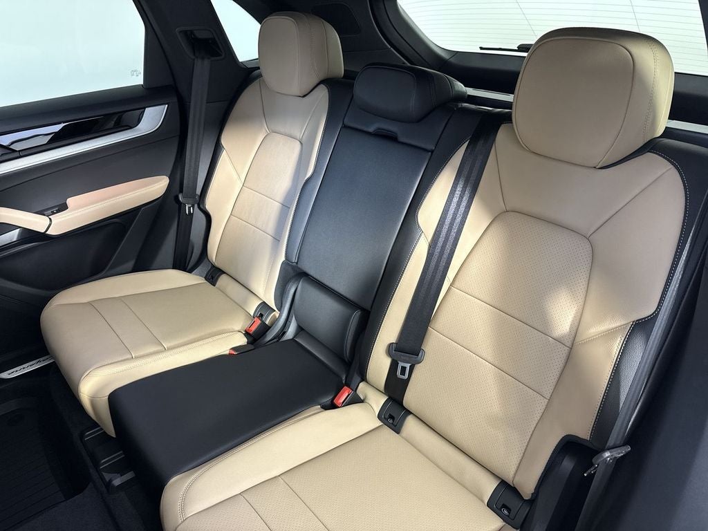 2026 Porsche Cayenne AWD