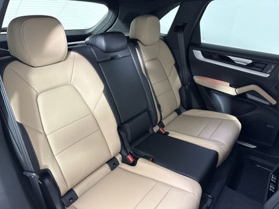 2026 Porsche Cayenne AWD
