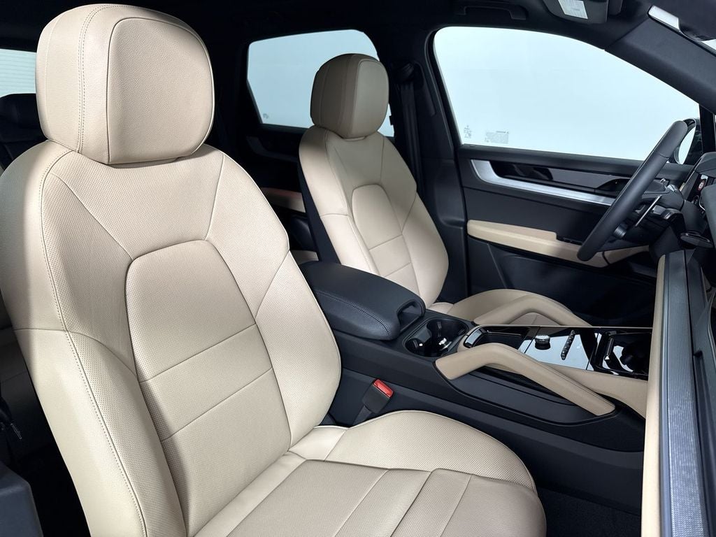 2026 Porsche Cayenne AWD
