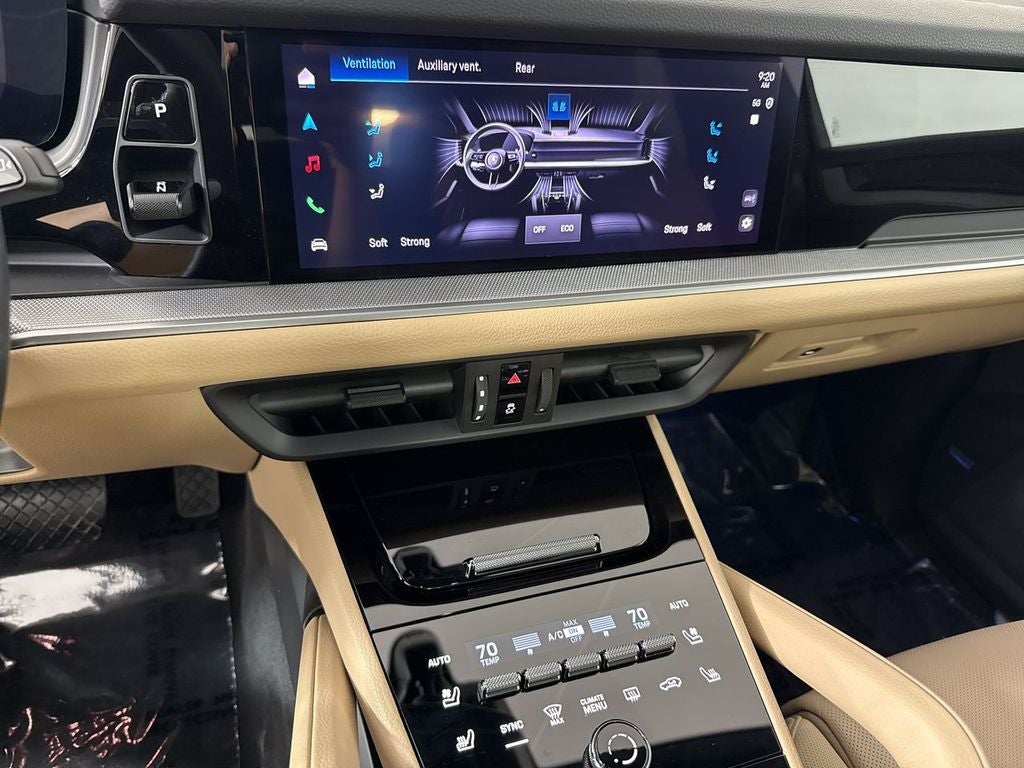 2026 Porsche Cayenne AWD