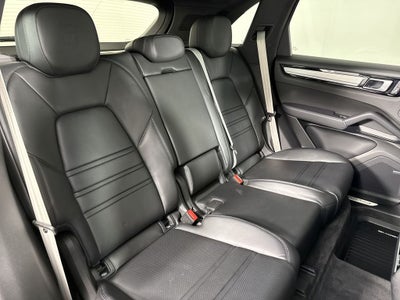 2023 Porsche Cayenne AWD