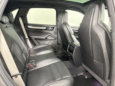 2023 Porsche Cayenne AWD