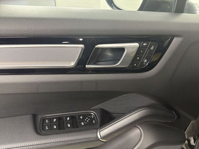 2023 Porsche Cayenne AWD